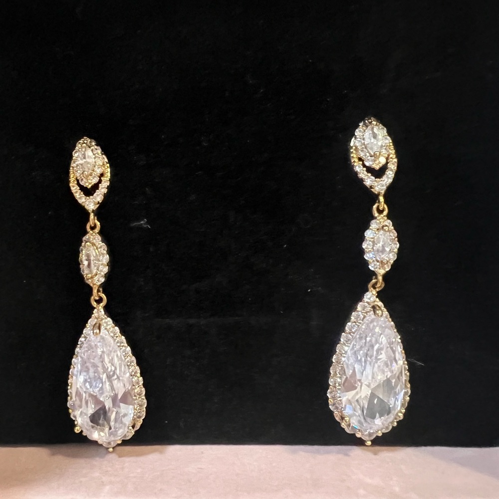 Crystal earrings - Picture 2 of 6